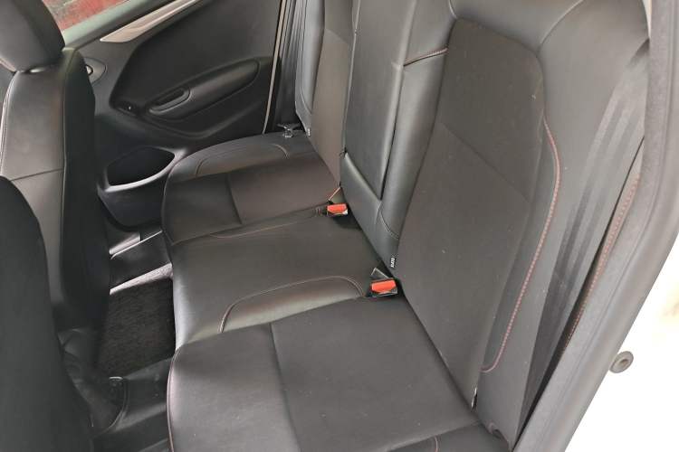 Used Citroen C3-XR 2015 1.6L Manual Pioneer Model
