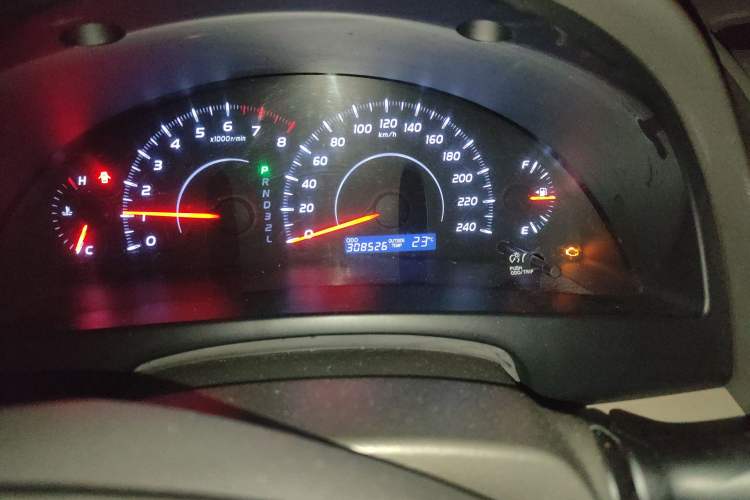 Used Toyota Camry 2012 200E Classic Elite Edition Odometer Close Up