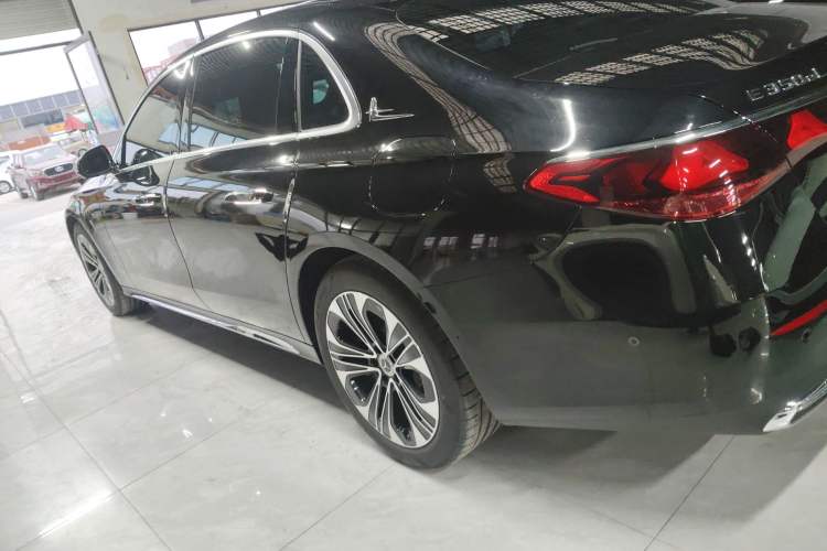 Used Mercedes-Benz E-Class New Energy 2024 E 350 e L Plug-in Hybrid Sedan
