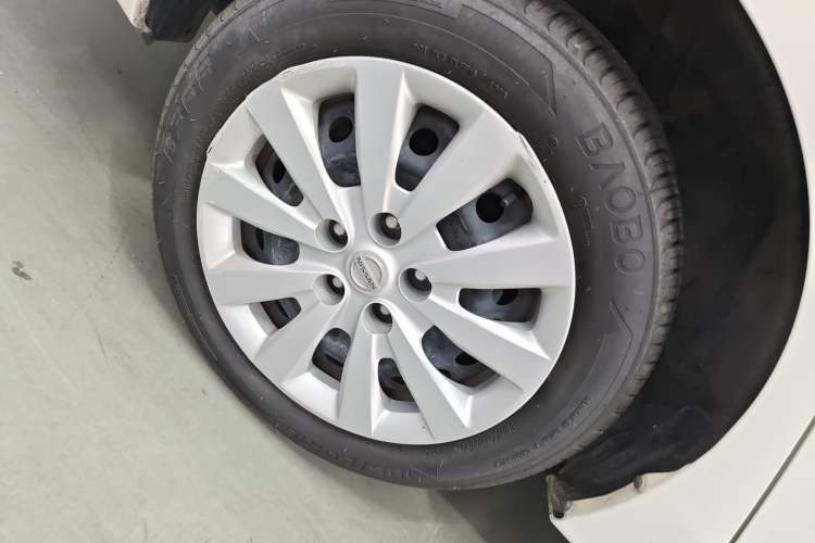 Used Nissan Sylphy 2021 Classic 1.6XE CVT Comfort Edition Exterior 5