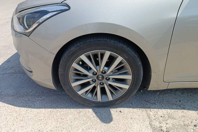 Used Hyundai Mistra 2017 1.8L Automatic Smart GLS China V Standard Left Front Wheel Hub