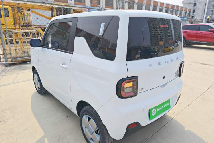 Used Geely Galaxy Panda 2024 Panda Mini 200km Endurance Bear
