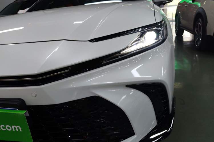 Used Toyota Camry 2026 Model 2.0S Sport Edition Left Front Headlight