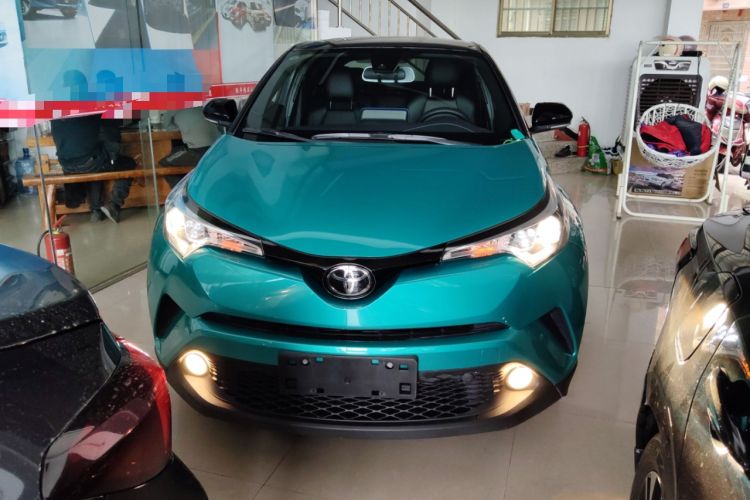 Used Toyota C-HR 2018 2.0L Leading Edition China V-standard