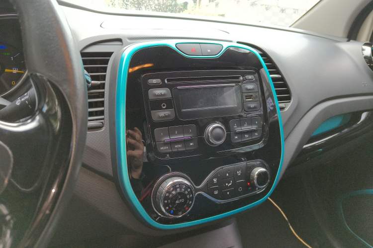 Used Renault Captur 2015 1.2T Automatic Comfort Edition