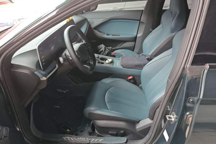 Used MG 7 2025 2.0T 405 AT Luxury Edition