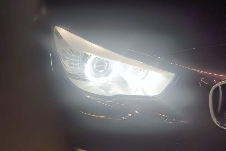 Used BMW 5 Series GT 2014 528i Luxury Edition
