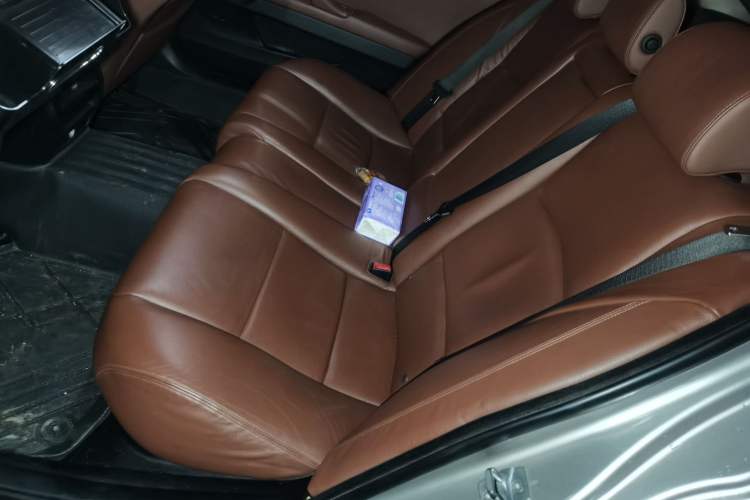 Used BMW 5 Series 2014 525Li Leading Model