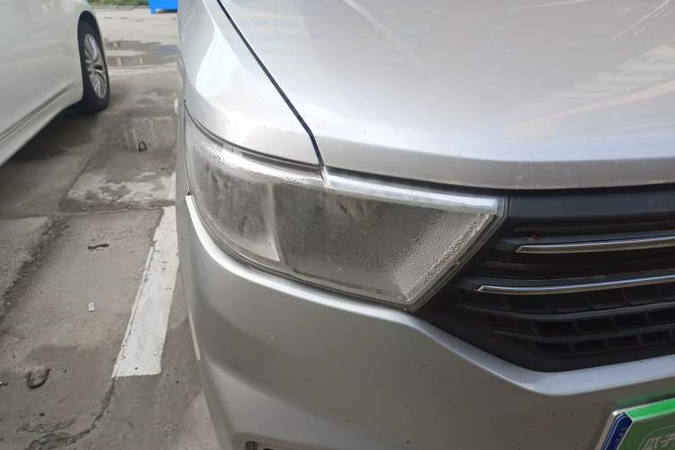 Used Wuling Hongguang V 2019 1.5L Enjoyment Version China VI LAR