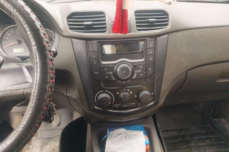 Used Wuling Hongguang 2015 1.2L S Base Model China V Standard