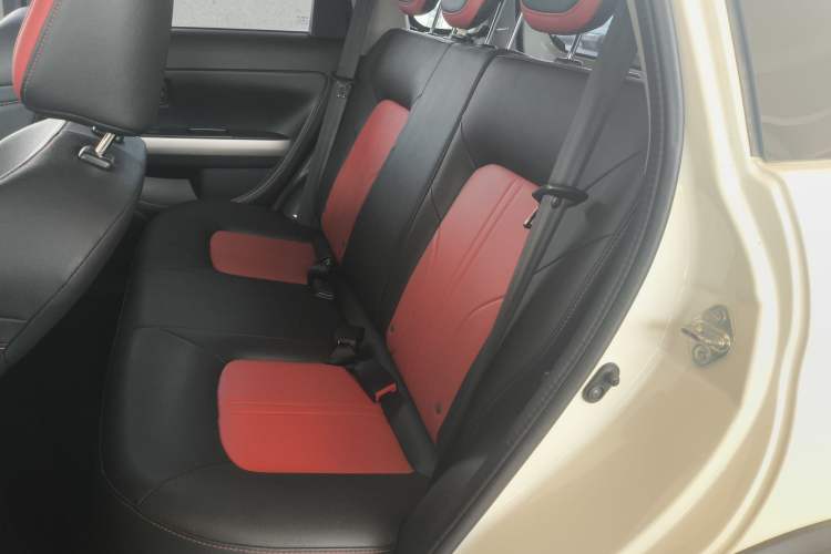 Used Haval H1 2016 Red Label 1.5L Manual Luxury Model