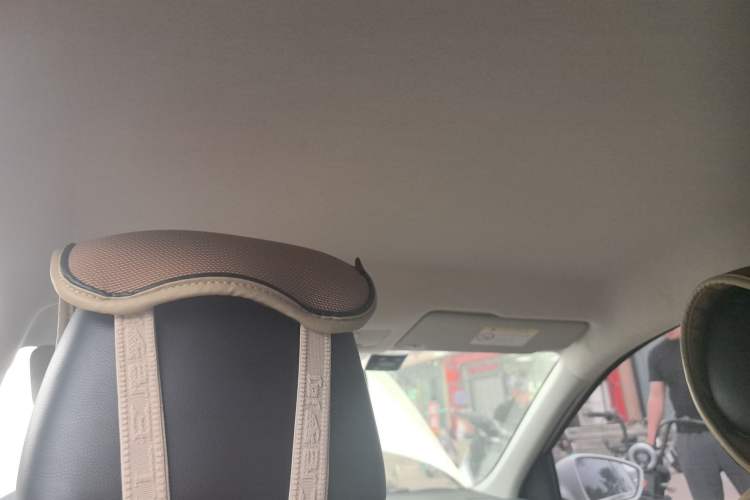 Used Skoda Rapid 2016 1.4L Manual Front-Wheel Drive Model Headliner