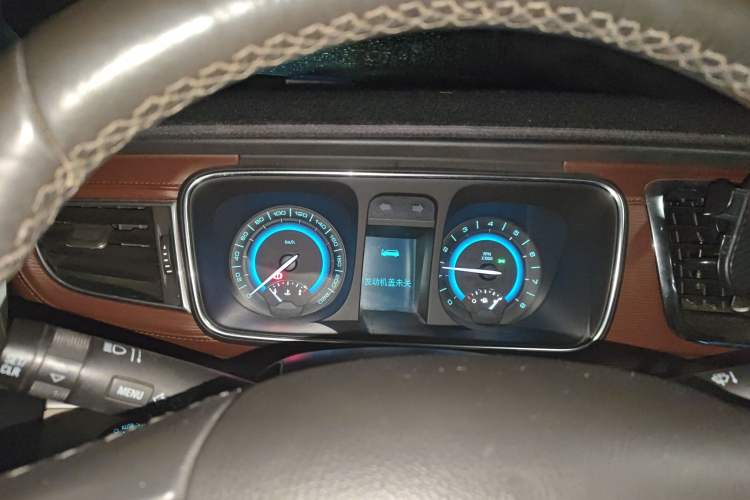 Used Buick GL8 2014 3.0L GT Luxury Business Haoya Edition
