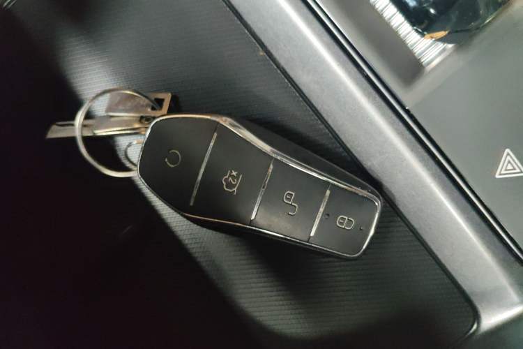 Used BYD Song PLUS New Energy 2024 Honor Edition EV 520km Luxury Model