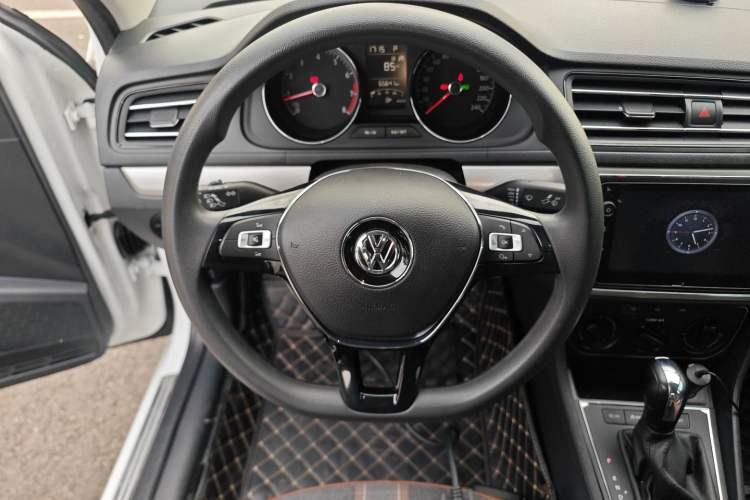 Used Volkswagen Lavida 2019 Lavida Start 1.5L Automatic Comfort Edition China VI Standard