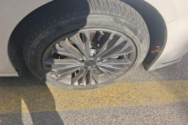 Used Dongfeng Aeolus Yixuan MAX 2021 1.5T Ultra-Stylish Trendsetter Edition