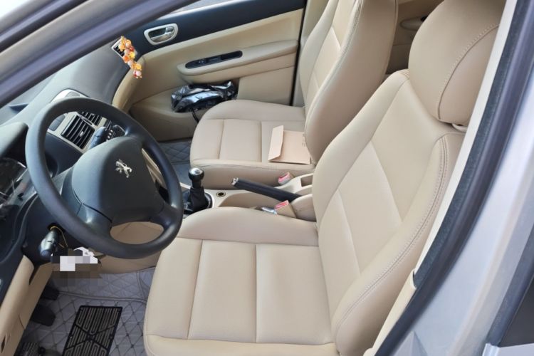 Used Peugeot 307 2010 Sedan 1.6L Manual Comfort Edition Left Front Seat