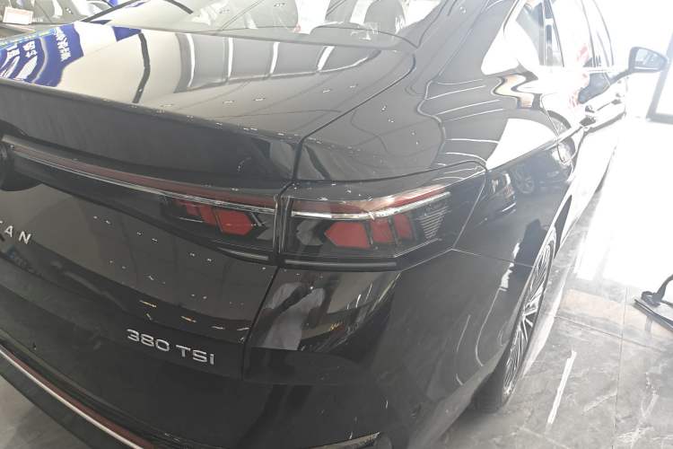 Used Volkswagen Magotan 2026 380TSI DSG Prestige Package—Daimai Package
