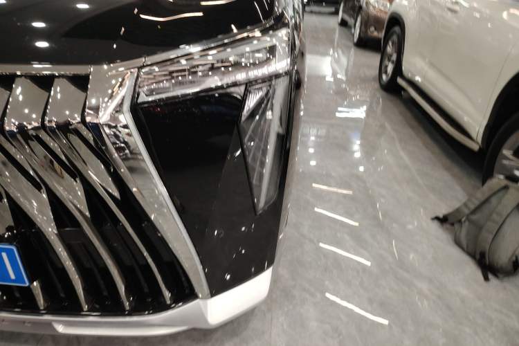 Used GAC Trumpchi M8 2025 Zongshi Series Super Hybrid Edition
