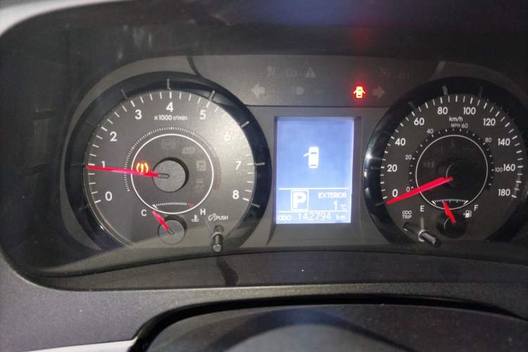 Used Toyota Sienna 2015 3.5L Four-Wheel Drive L