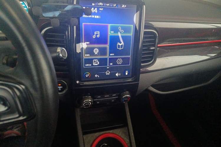 Used Chery QQ Little Ant 2021 200 000-Yuan Ant Fan Edition Talent Version Lithium Iron Phosphate 301 km Audio And AC Panel