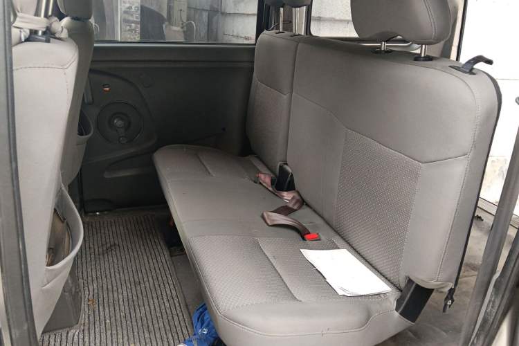 Used Dongfeng Shuaike 2011 1.6L Manual Commercial 5-Seater