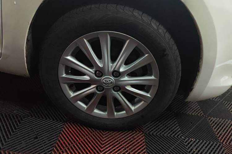 Used Toyota Vios 2011 1.6L GL-i Sunroof Version AT Right Front Wheel Hub