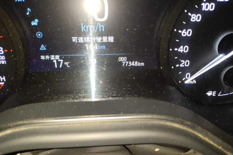 Used Toyota Avalon 2019 2.0L Luxury Edition China VI Standard Odometer Close Up