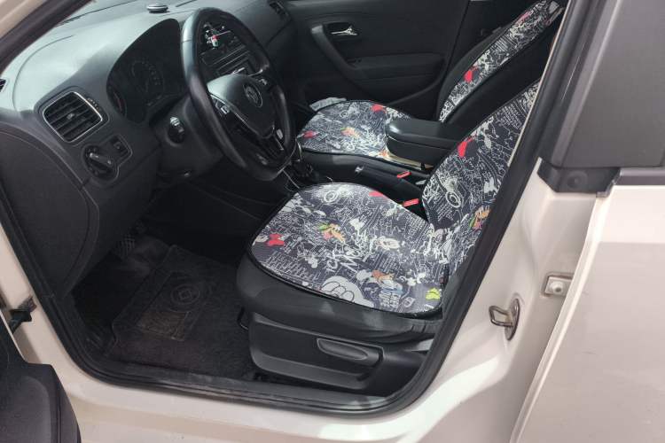 Used Volkswagen Polo 2016 1.6L Automatic Comfort Model Left Front Seat