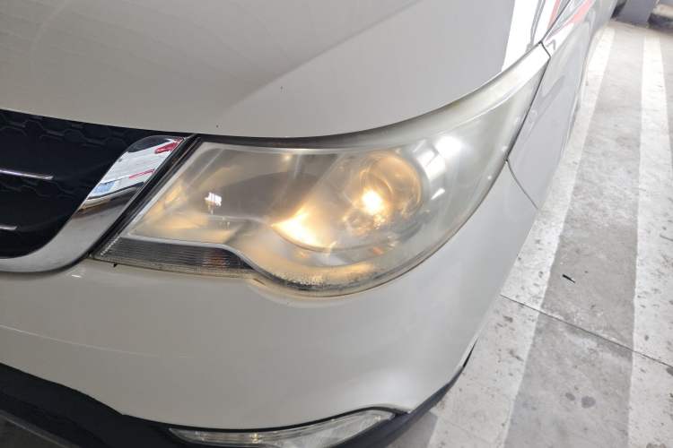 Used Baojun 730 2015 1.8L Manual Luxury Navigation ESP Version 7-seater