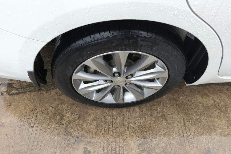 Used Chevrolet Monza 2020 320 Automatic Enjoyment Edition