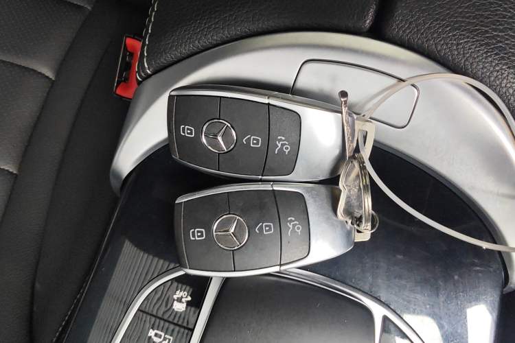 Used Mercedes-Benz GLC 2021 GLC 260 L 4MATIC Dynamic Edition
