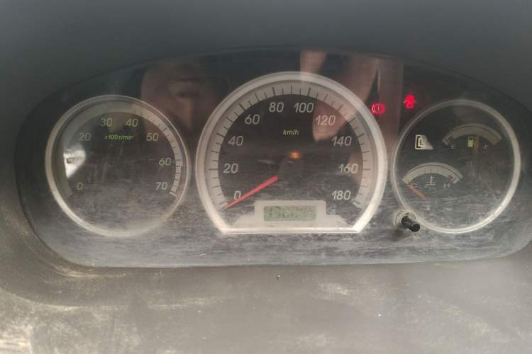 Used FAW Weizhi 2009 Sedan 1.5L Manual Standard Model
