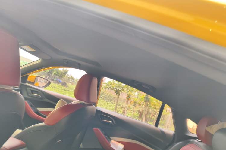 Used MG 5 2022 180 DVVT CVT Youth Luxury Edition
