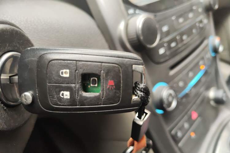 Used Chevrolet Malibu 2014 2.0L Automatic Comfort Edition Vehicle Key