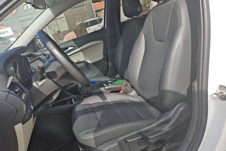 Used Buick Excelle 2018 15N Manual Elite Version
