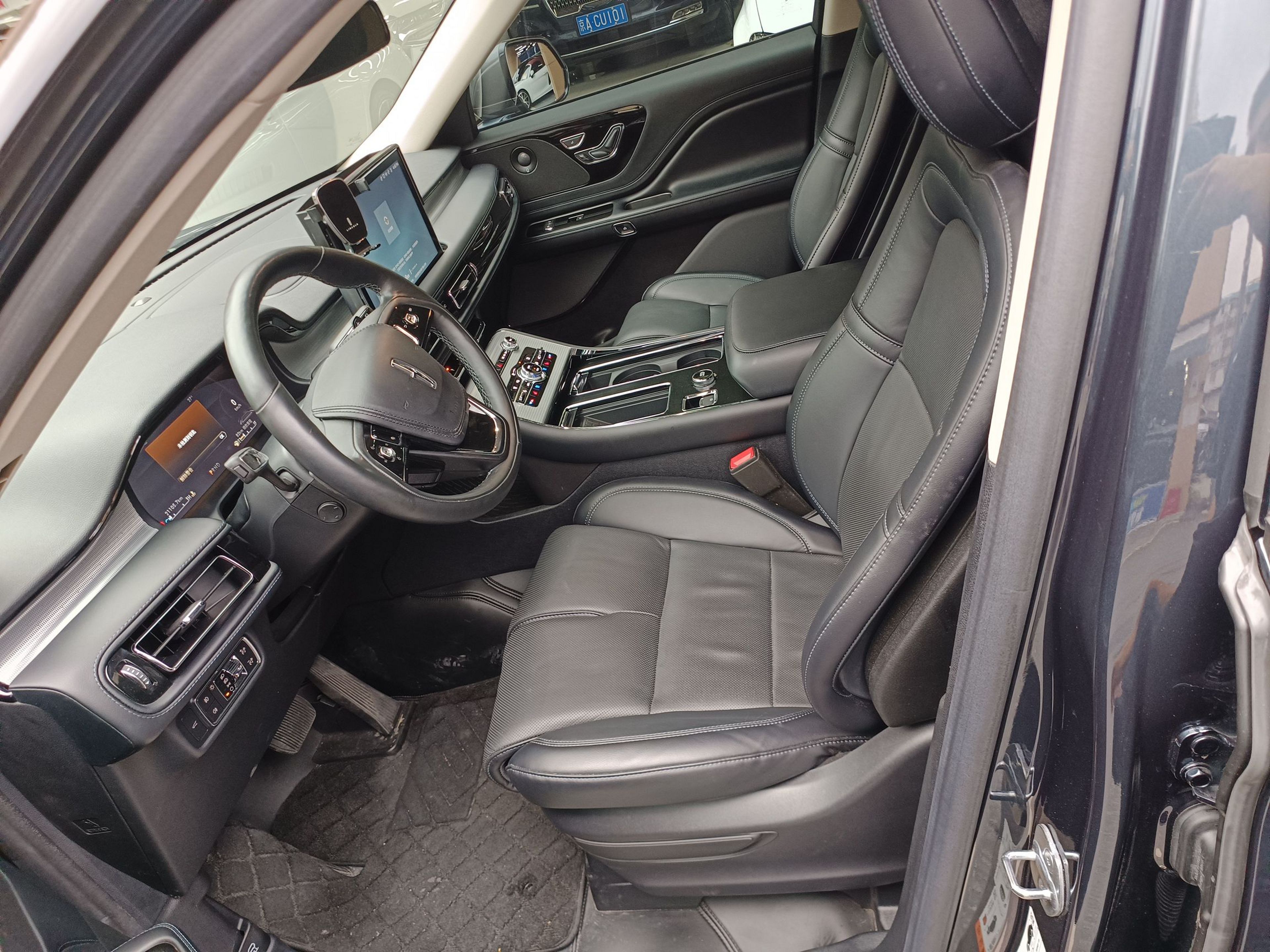 Interior delantero