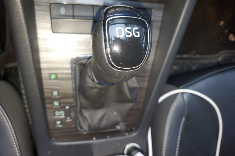 Used Skoda Octavia 2016 TSI280 DSG Smart Drive Edition
