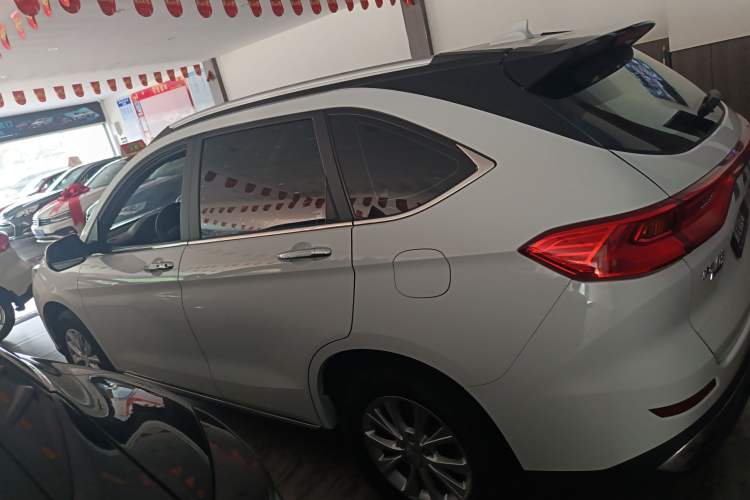 Used Haval M6 2021 PLUS 1.5T DCT Luxury Smart Connectivity Model