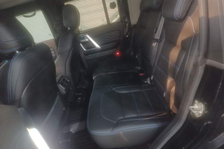 Used BAIC Off-Road BJ40 2023 2.0T Automatic Four-Wheel Drive Urban Hunter Edition Chivalrous Type Left Rear Seat