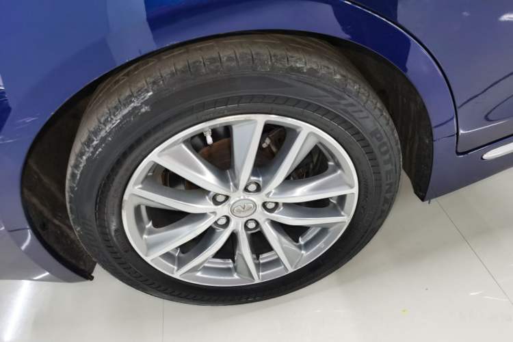 Used Infiniti Q50L 2018 2.0T Comfort Edition China VI Standard Exterior 5