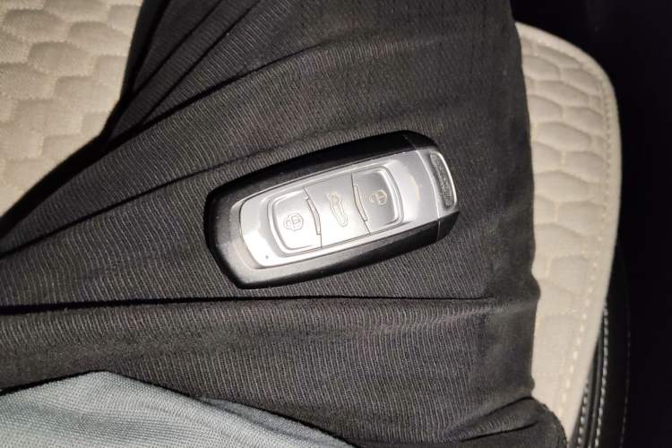 Used Geely Auto Emgrand X7 Sport 2018 1.8TD Automatic Two-Wheel Drive Smart Connect 4G Internet Edition