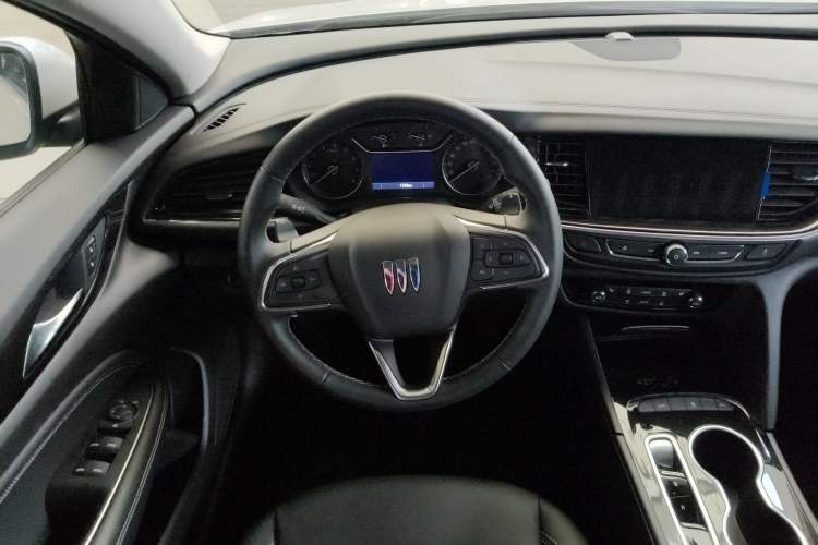 Used Buick Regal 2024 25T Deluxe Edition
