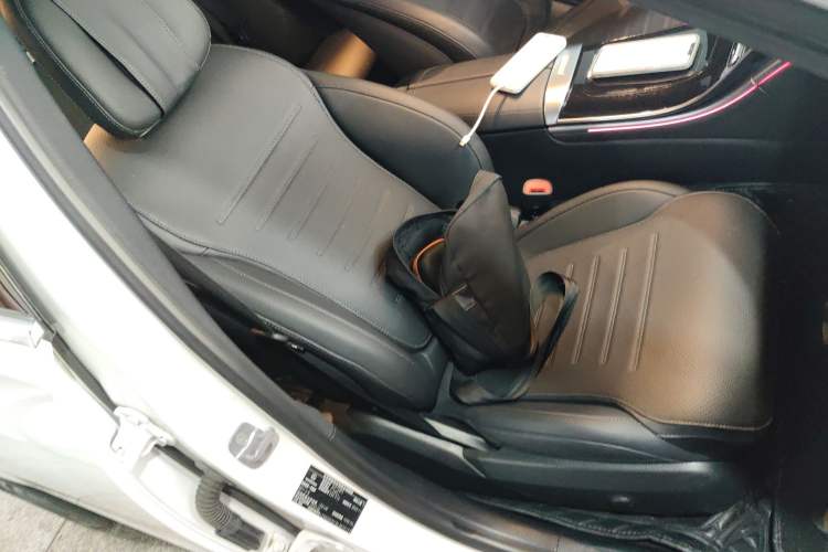 Used Mercedes-Benz C-Class 2024 Restyled C 260 L Sport Edition Right Front Seat