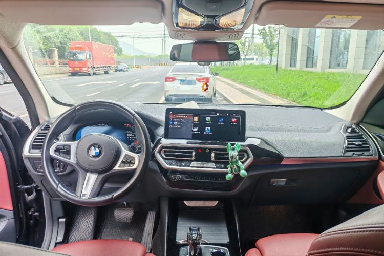 Used BMW X3 2022 xDrive25i M Sport Package Center Console