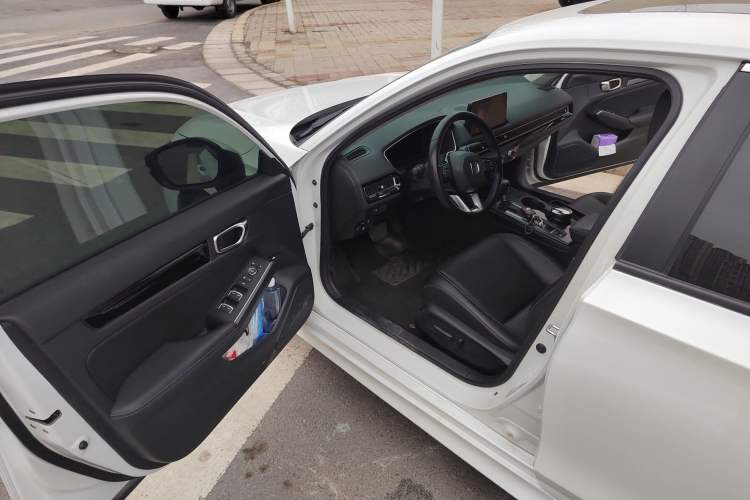 Used Honda Civic 2022 240TURBO CVT Dynamic Control Version
