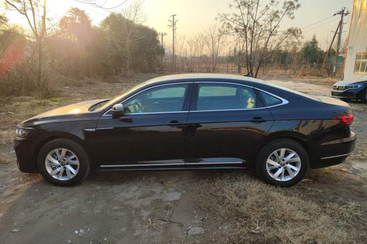 Used Volkswagen Passat New Energy 2025 430 PHEV Hybrid Business Edition Exterior 3