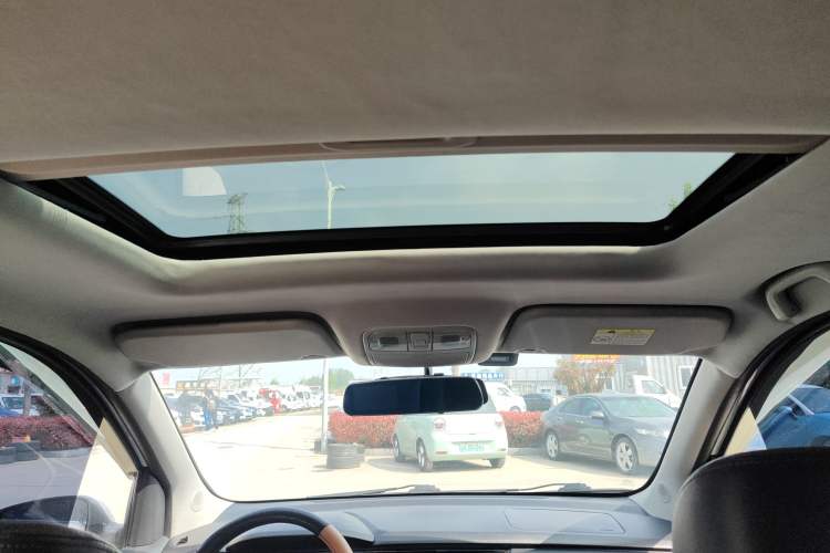 Used CHANGAN KAICHENG Oushang A600 2017 1.5L Manual Luxury Model Headliner