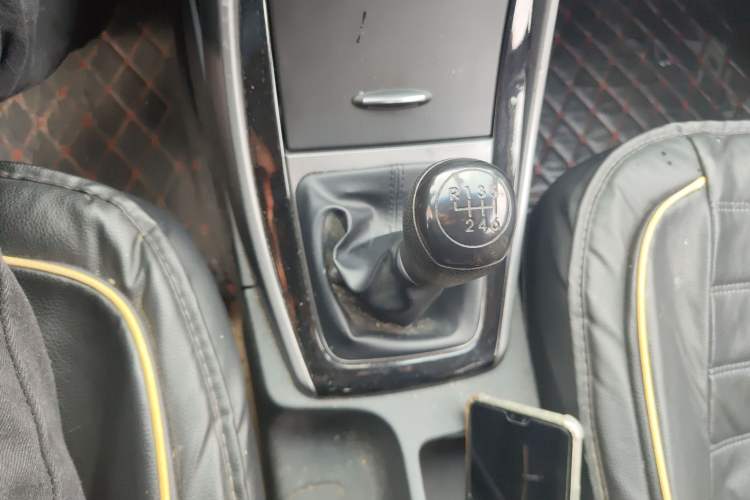 Used Hyundai Elantra (5th Generation / Langdong) 2016 1.6L Manual Luxury Model
