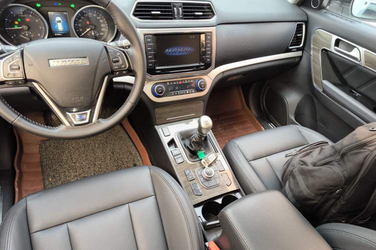 Used Haval H6 Coupe 2016 Blue Label 1.5T Manual Two-Wheel Drive Urban Model